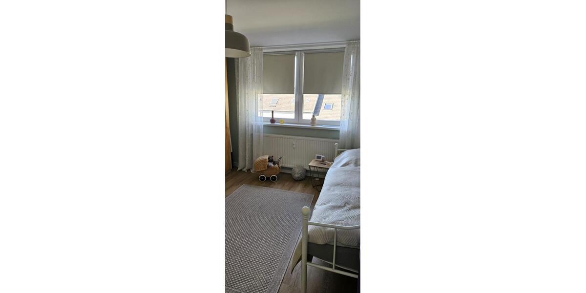 Dachgeschoßwohnung Essen Stadtbezirk IV - 2 Zimmer, 53 m&sup2;, 470&euro; | Angebot:27621915