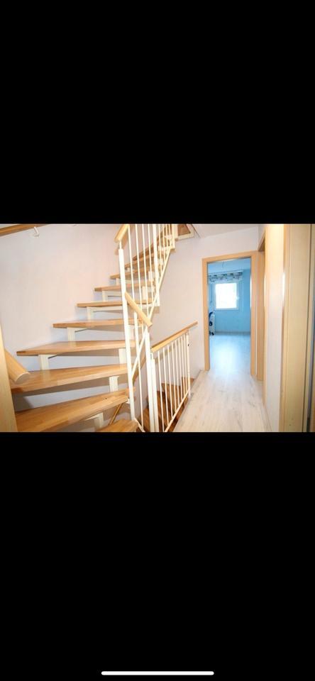 Rheienendhaus In Duisburg Alt-Homberg Bj-2004 zimmer