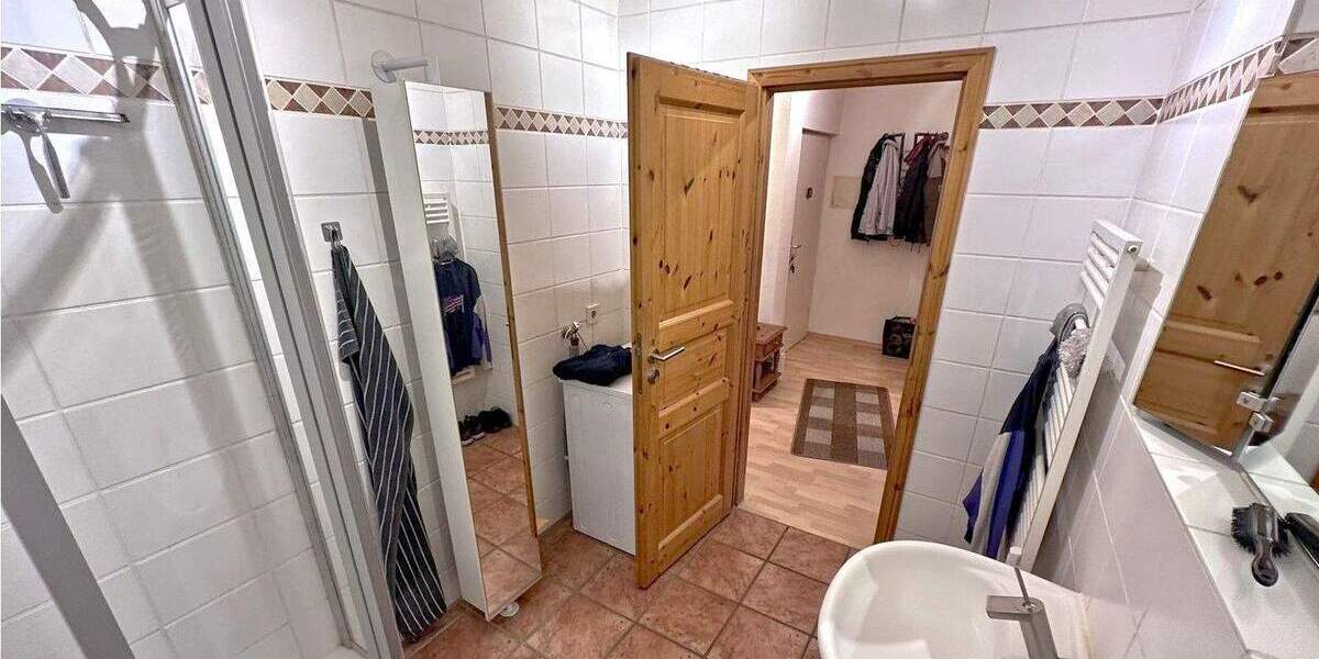 Etagenwohnung Duisburg Neudorf-Nord - 3 Zimmer, 69 m&sup2;, 149.000&euro; | Angebot:24635515