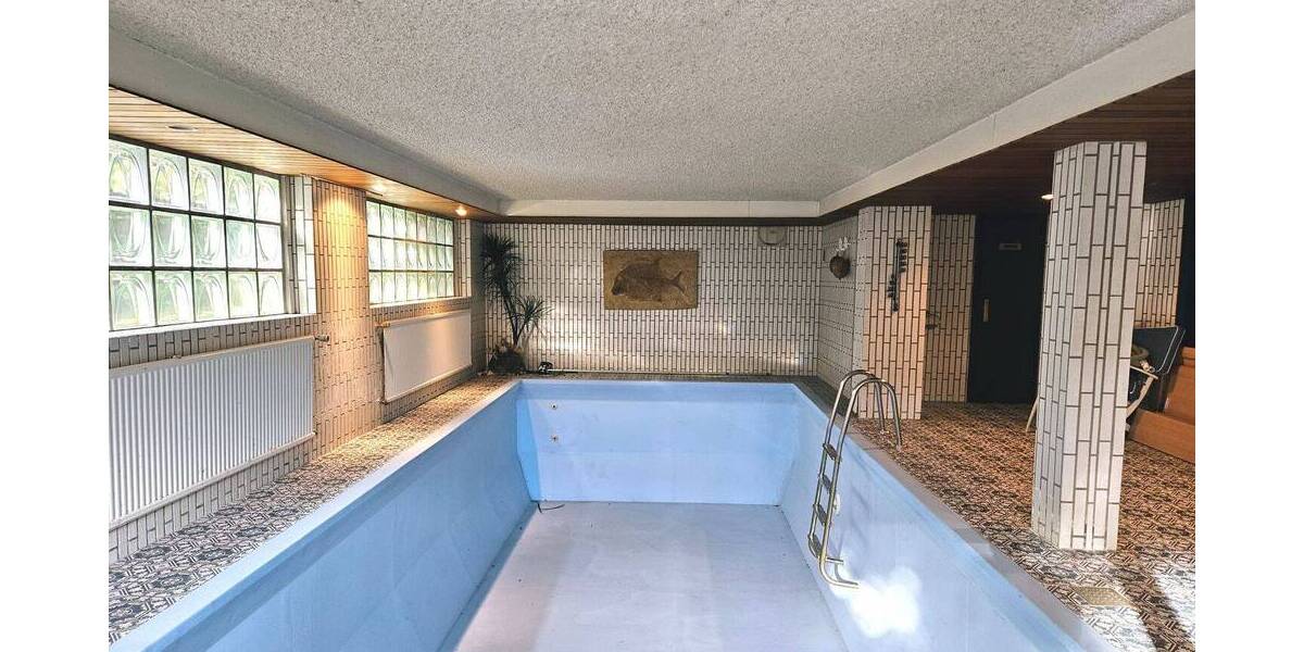 Bungalow Bochum Stiepel - 5 Zimmer, 158 m&sup2;, 830.000&euro; | Angebot:26331508