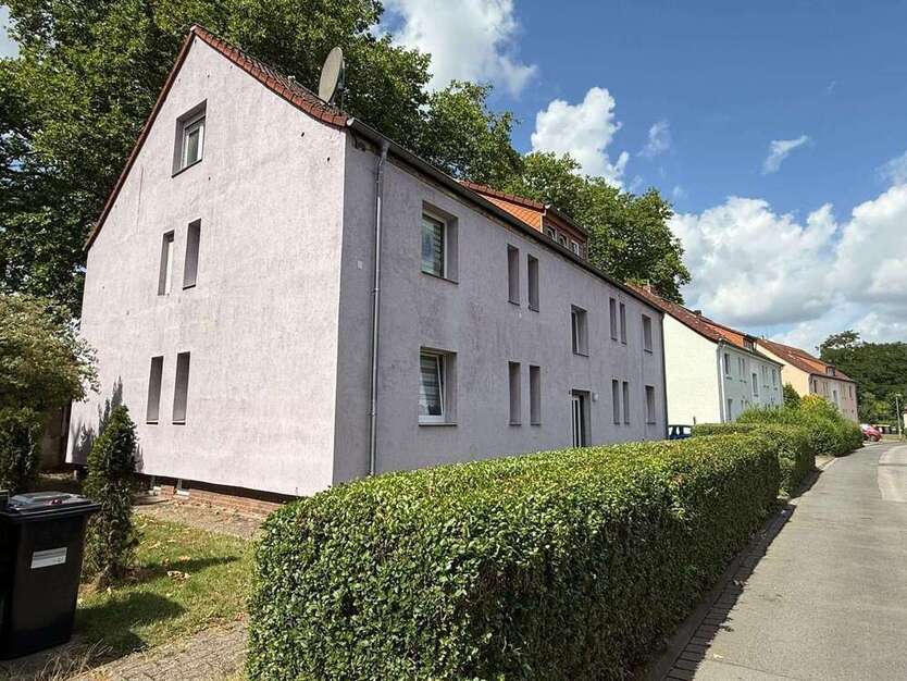 Haus zum Kaufen in Duisburg 399.000 € 281 m²