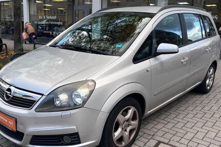 Opel Zafira 199.000 km 2.990 &euro; Recklinghausen 45657
