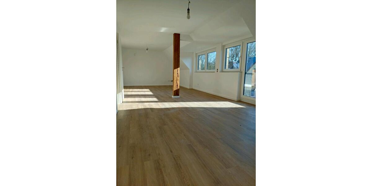 Etagenwohnung Bochum Querenburg - 2 Zimmer, 80 m&sup2;, 1.050&euro; | Angebot:25342556