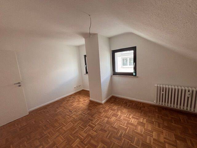 Etagenwohnung Mülheim an der Ruhr Broich - 3 Zimmer, 65 m&sup2;, 555&euro; | Angebot:26292894