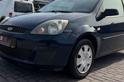 Ford Fiesta 134.050 km 2.290 &euro; Dinslaken 46537