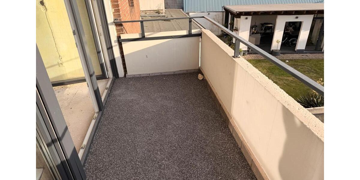 Etagenwohnung Oberhausen Biefang - 3.5 Zimmer, 108 m&sup2;, 1.200&euro; | Angebot:25366384