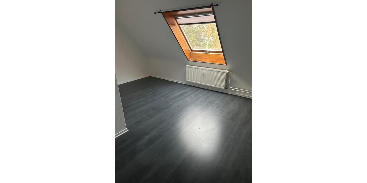 Wohnung Dachgeschosswohnung zimmer