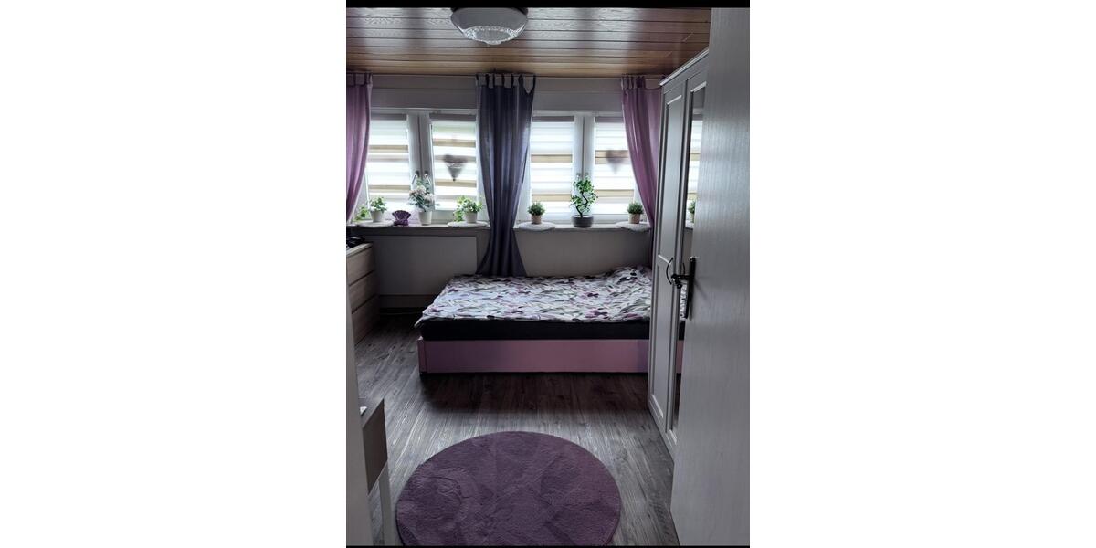 Reihenhaus Gelsenkirchen Rotthausen - 7 Zimmer, 155 m&sup2;, 1.478&euro; | Angebot:26261673