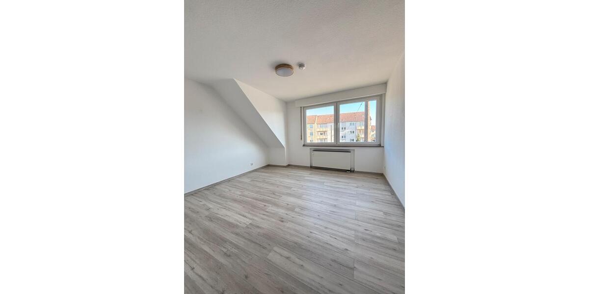 Dachgeschoßwohnung Recklinghausen - 2 Zimmer, 65 m&sup2;, 880&euro; | Angebot:25364974