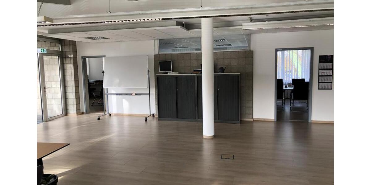 Helle Bürofläche im Mulvany-Center zu vermieten zimmer