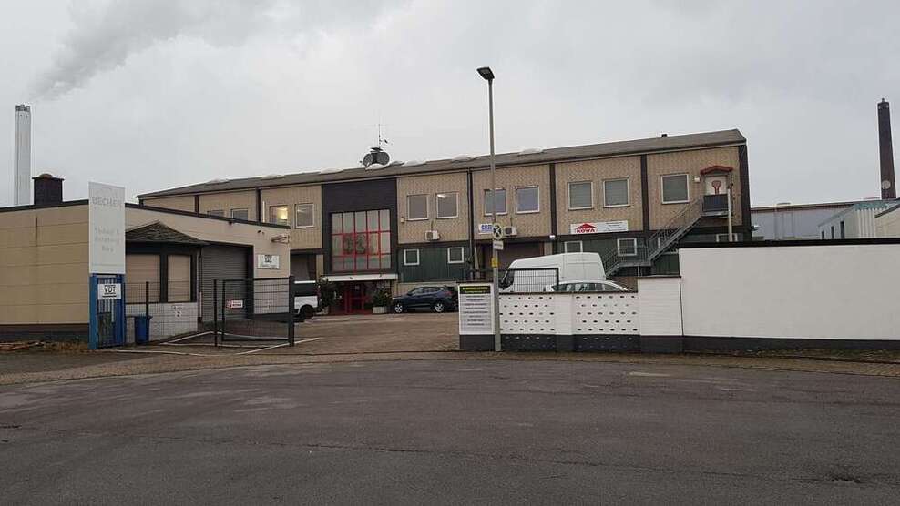 Halle in Oberhausen 855 € 70 m²