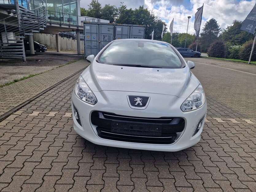 Peugeot 308 113.000 km 6.990 € Bottrop 46238