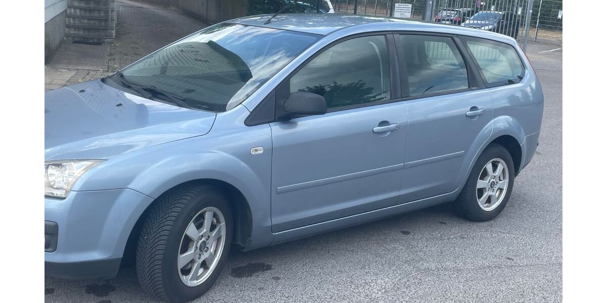 Ford Focus 211.000 km 1.400 &euro; Bochum 44867