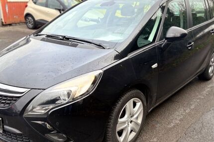 Opel Zafira 207.000 km 3.899 &euro; Bottrop 46238