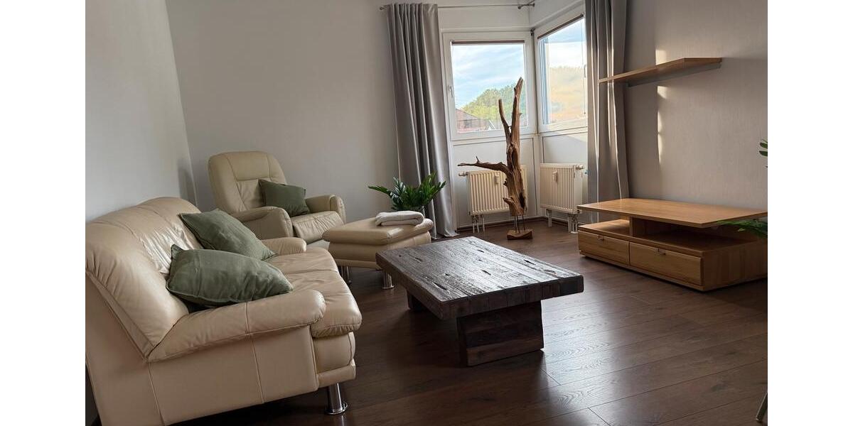 Etagenwohnung Velbert Velbert-Mitte - 2 Zimmer, 60 m&sup2;, 1.400&euro; | Angebot:27600972