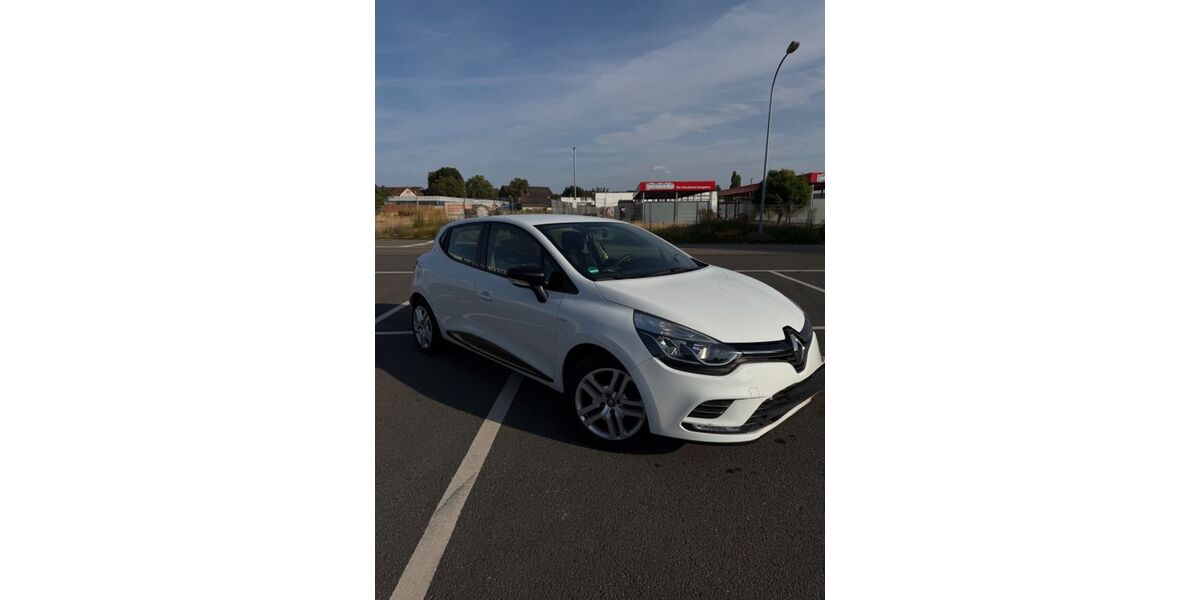 Renault Clio 116.200 km 6.700 &euro; Wesel 46483