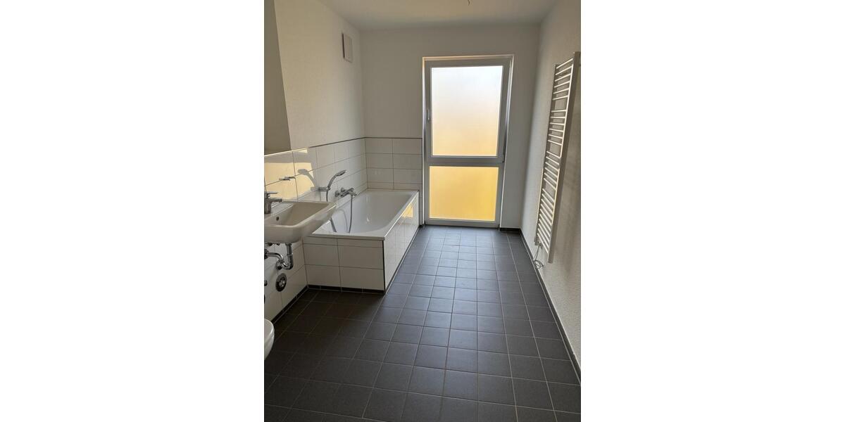 Familienfreundliche Etagenwohnung in Moers - 4 Zimmer, 98,42m² zimmer