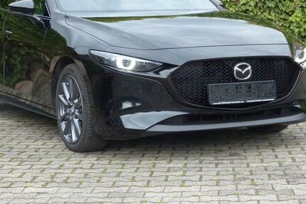 Mazda 3 8.000 km 26.600 &euro; Gelsenkirchen 45899