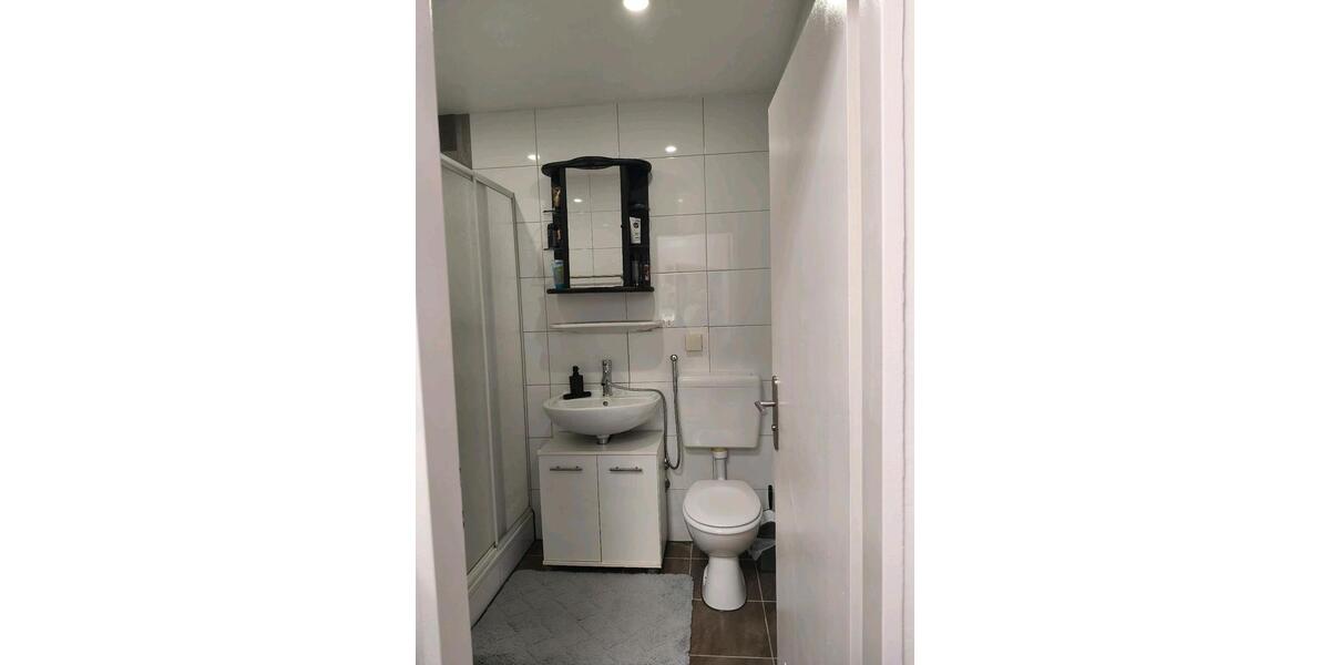 Etagenwohnung Duisburg Essenberg - 3 Zimmer, 86 m&sup2;, 104.000&euro; | Angebot:26398022