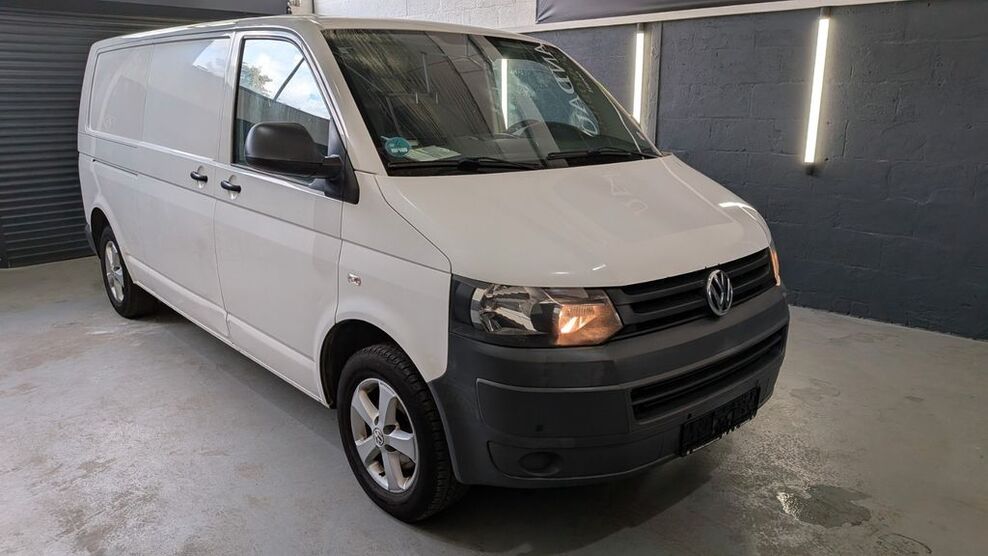 VW T5 Transporter 288.000 km 6.500 € Moers 47441