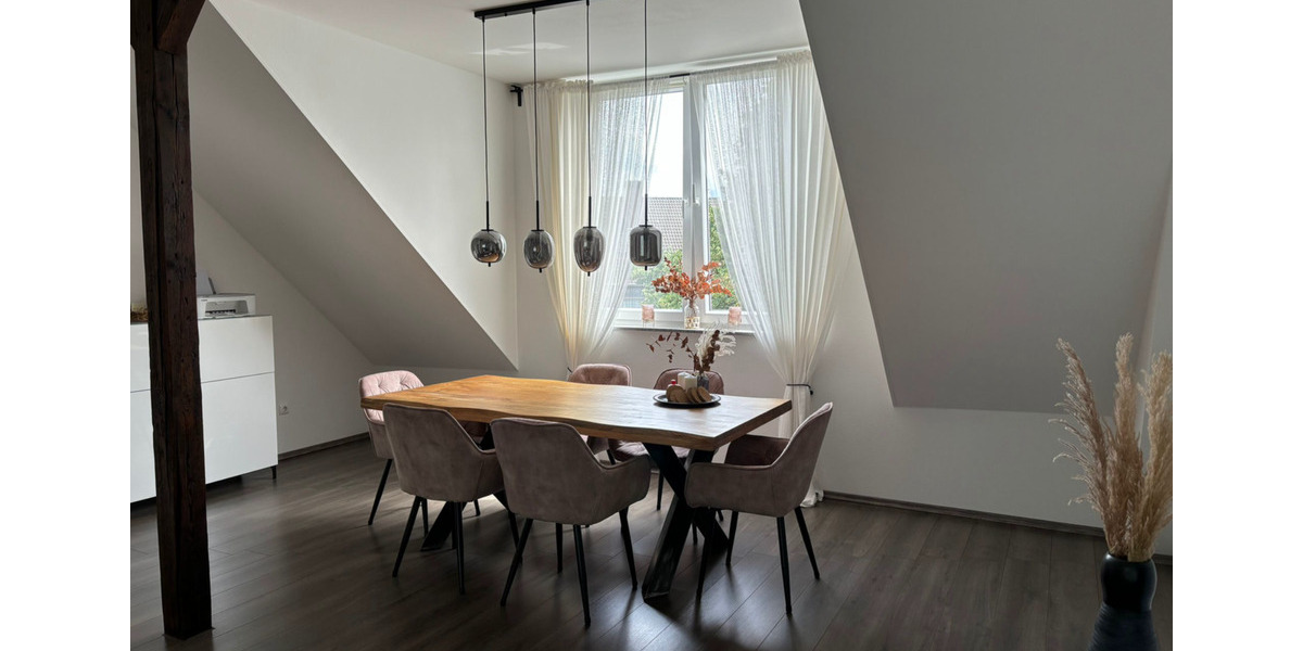 Dachgeschoßwohnung Oberhausen Alstaden - 2 Zimmer, 80 m&sup2;, 650&euro; | Angebot:25174351