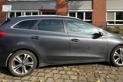 Kia ceed Sportswagon 138.000 km 8.250 &euro; Castrop-Rauxel 44575