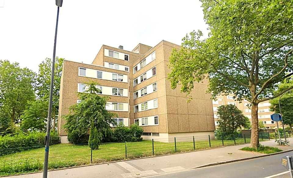 4-Zi-WHG 91 qm. mit Balkon & Tiefgarage - PROVISIONSFREI - zimmer