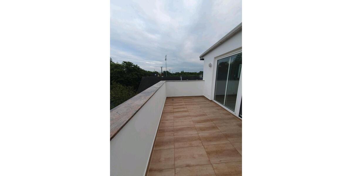 Dachgeschoßwohnung Gelsenkirchen - 2 Zimmer, 98 m&sup2;, 155.000&euro; | Angebot:25599725