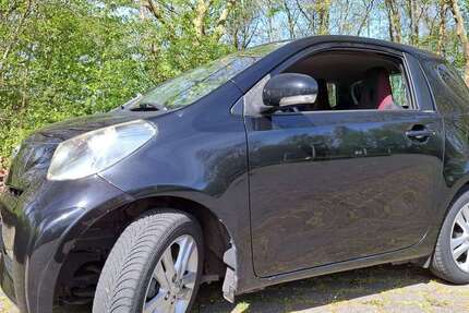 Toyota iQ 114.000 km 6.300 &euro; Herne, Stadt 44651