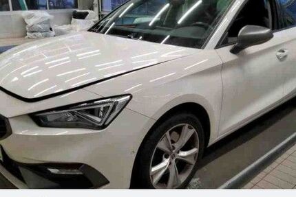 Seat Leon 79.821 km 18.880 &euro; Duisburg 47059