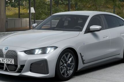 BMW i4 22.412 km 52.630 &euro; Mülheim 45472