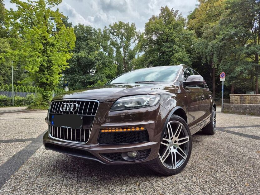 Q7
