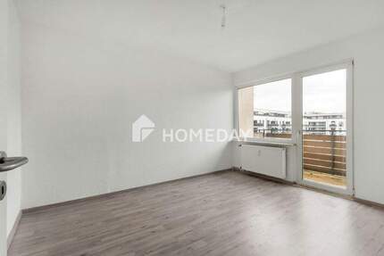 Frisch renovierte 2-Zimmer-Wohnung mit Balkon und Tageslichtbad - sofort bezugsfrei 2 zimmer