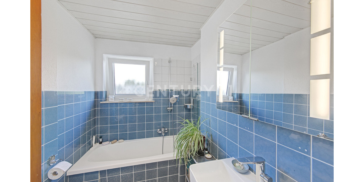 Endlich fündig geworden: Zweifamilienhaus in guter Nachbarschaft - Zweifamilienhaus Bochum Bochum-Südwest | Angebot:27658988