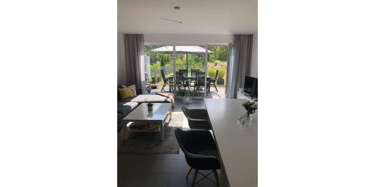 Moderne Doppelhaushälfte mit unverbaubarem Blick ins Grüne 4 zimmer