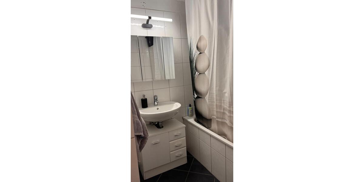 Etagenwohnung Hattingen - 3 Zimmer, 77 m&sup2;, 925&euro; | Angebot:26284310