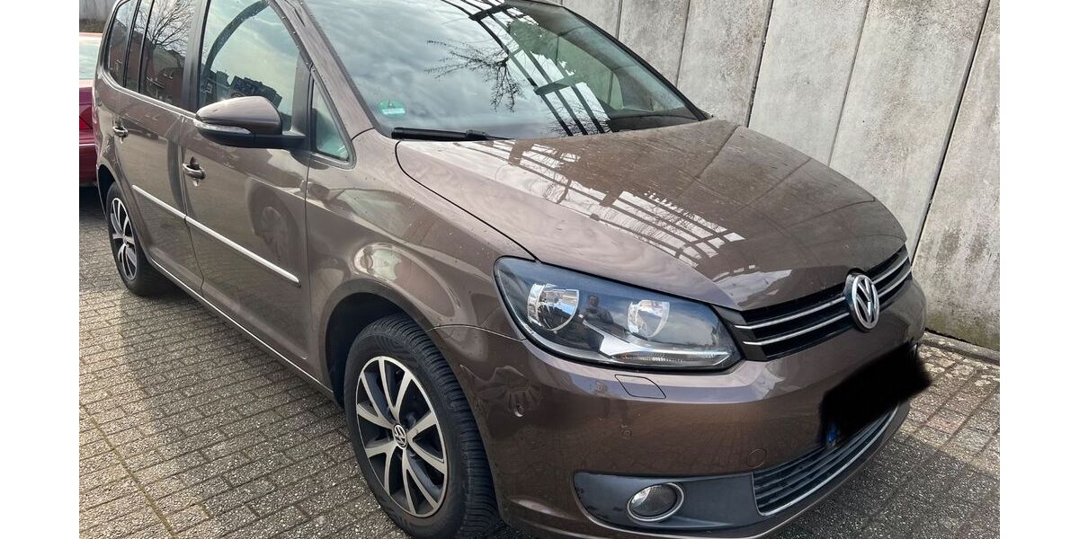 VW Touran 188.000 km 6.400 &euro; Velbert 42553