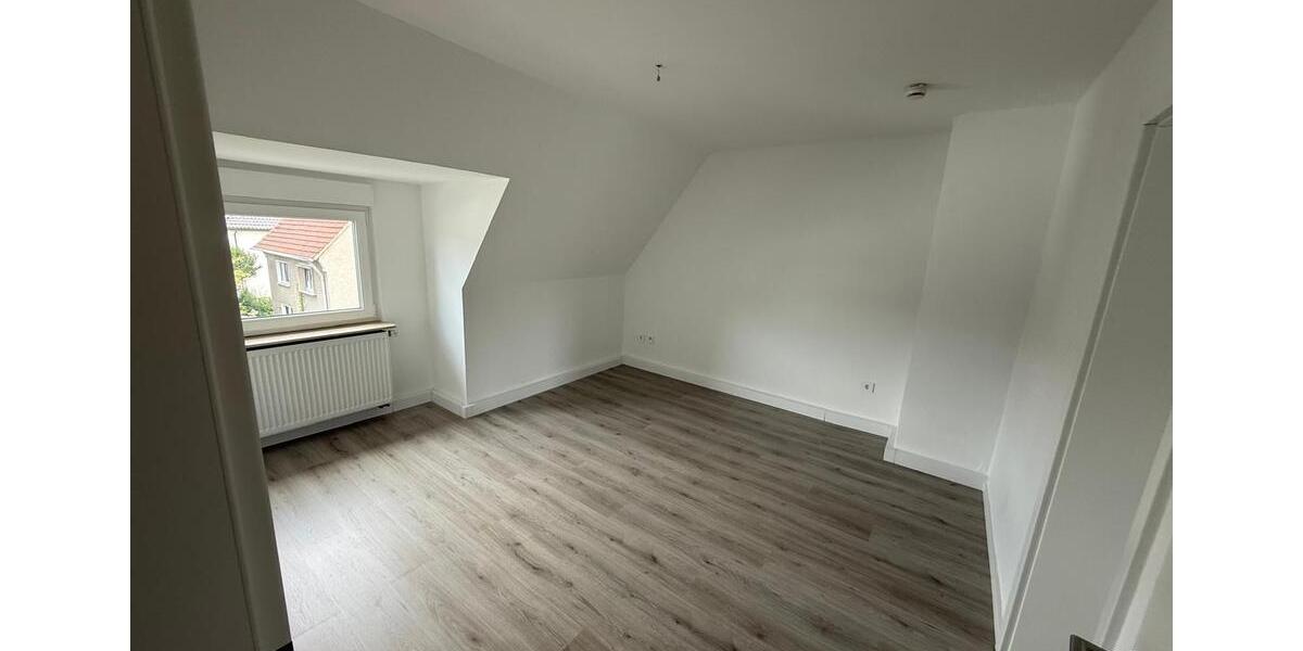 3- Zimmerwohnung zu vermieten! 2 Etage 3 zimmer