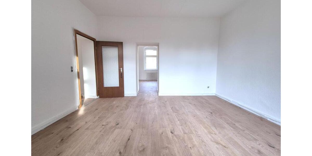 Etagenwohnung Duisburg Hamborn - 4 Zimmer, 94 m&sup2;, 655&euro; | Angebot:26300948