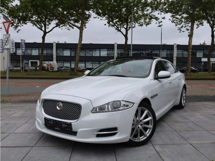 XJ