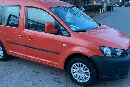VW Caddy 24.965 km 13.650 &euro; essen 45239
