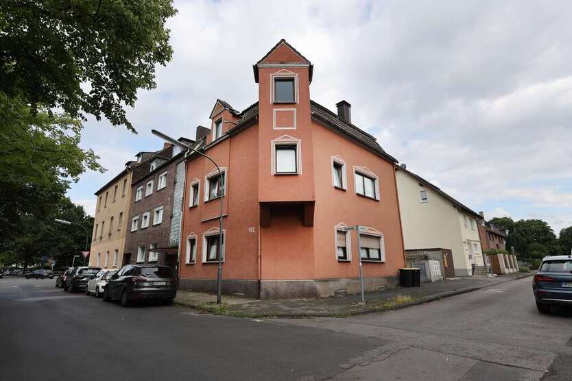 Haus zum Kaufen in Herne 300.000 € 201 m²