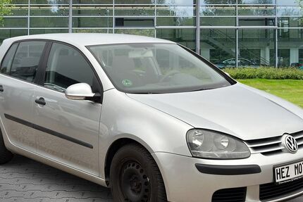 VW Golf 95.000 km 4.990 &euro; Oberhausen 46145