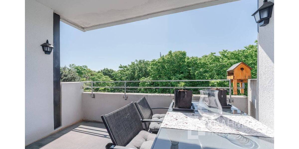 Moers-Asberg: Freundliche, vermietete Eigentumswohnung mit Loggia und Blick ins Grüne 2 zimmer