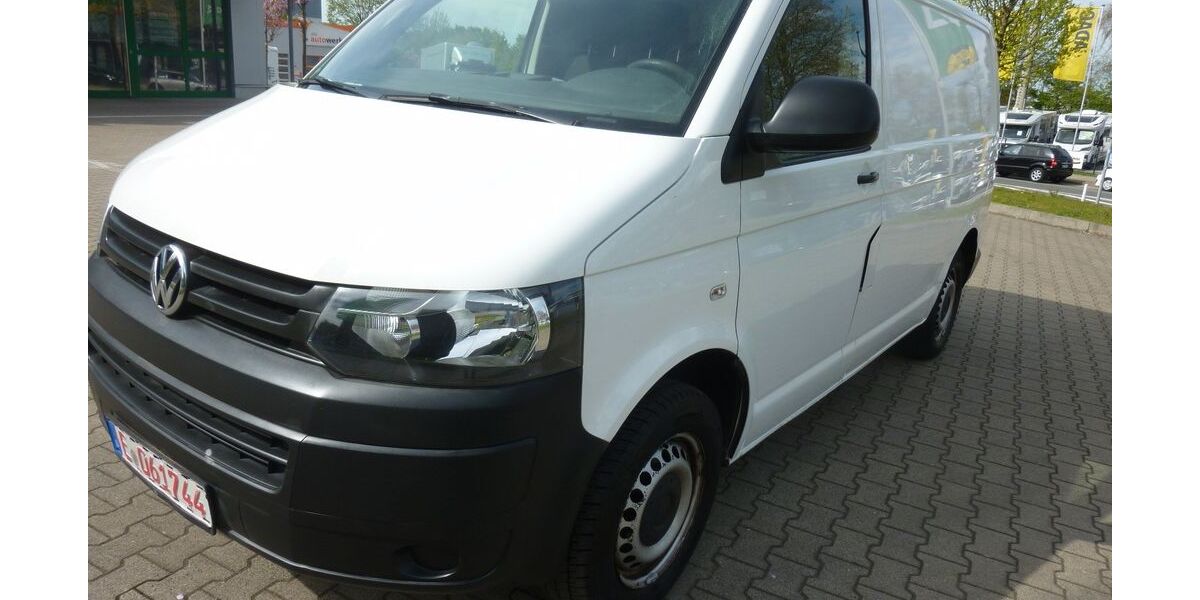 VW T5 Transporter 179.000 km 7.140 &euro; Essen 45144