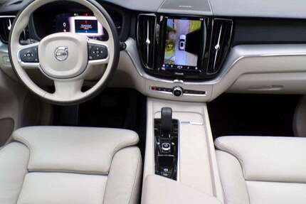 Volvo XC60 99.000 km 36.840 € Düsseldorf 40468