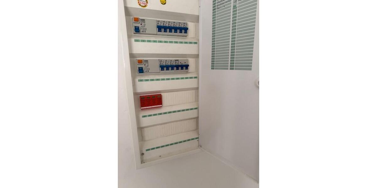 Dachgeschoßwohnung Duisburg Mittelmeiderich - 3 Zimmer, 48 m&sup2;, 385&euro; | Angebot:26115879