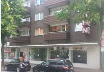 Großzügige 4 Zimmer Wohnung mit Balkon
