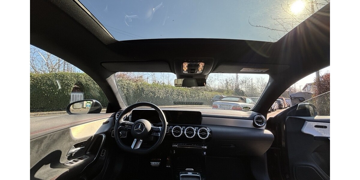 Mercedes-Benz CLA 200 33.629 km 49.000 &euro; Herten 45699