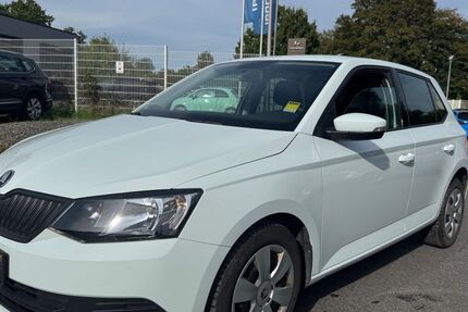 Skoda Fabia 90.000 km 7.990 € Datteln 45711